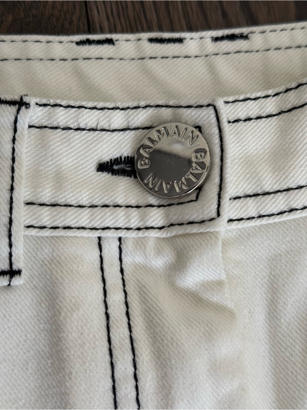 Balmain Women's Skinny Jeans in white! With a black label on a packet! Size 40 - Picture 5 of 10